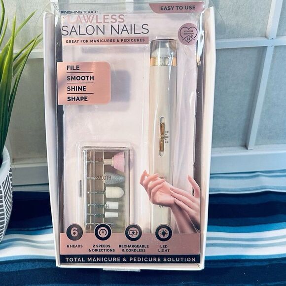 Finishing Touch Flawless Salon Nails Pedicure Manicure Tool Rechargeable - Picture 1 of 8